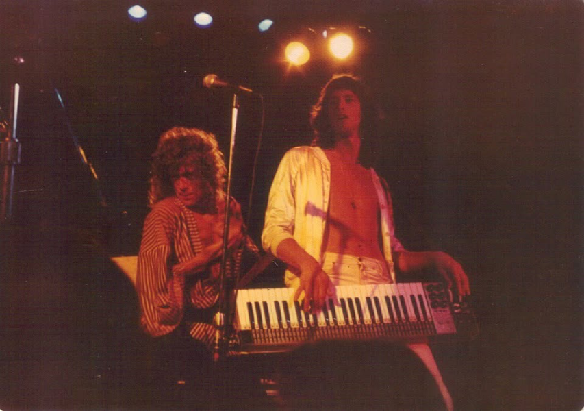 Roadmaster’s Steve “Mac” McNally and Michael Read perform together, with Read on keytar. Photo by Cindy Parongao.