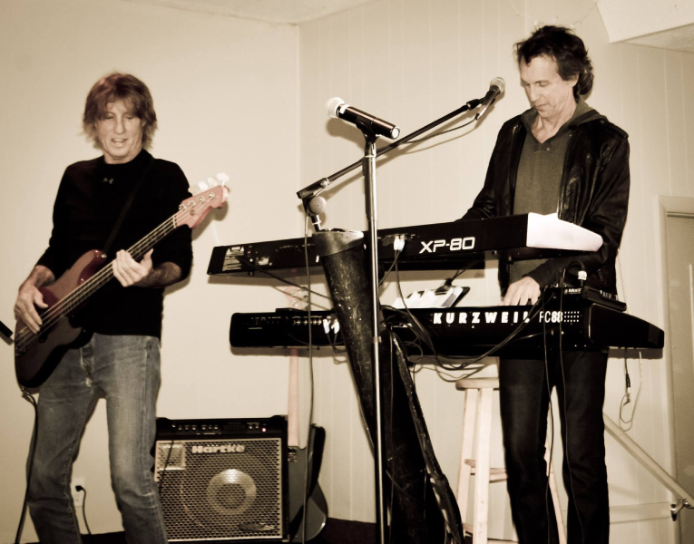 Roadmaster’s Toby Myers on bass guitar and Michael Read on keyboards at the Riviera Club, circa 2016.